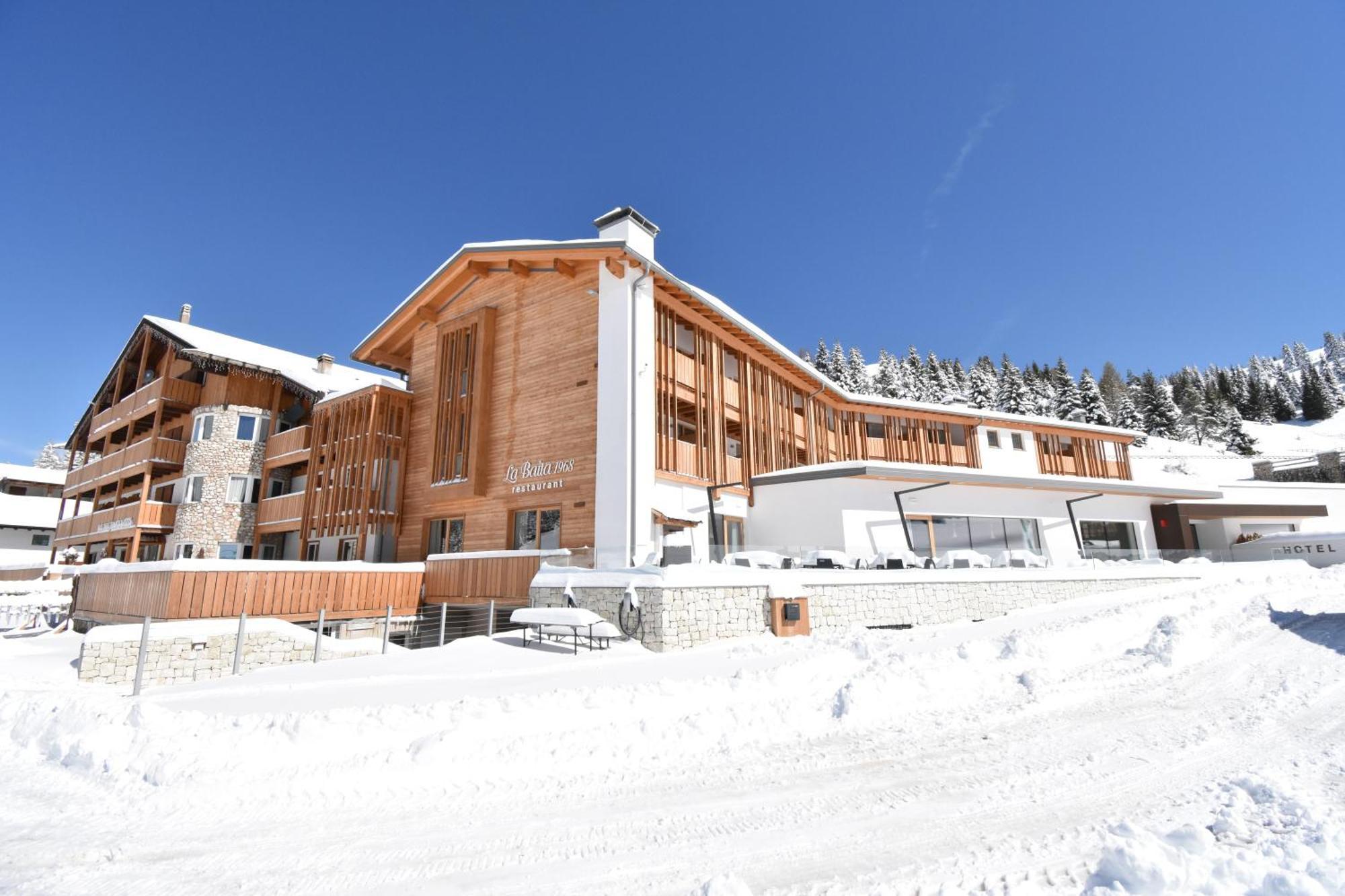 Hotel La Baita Folgaria Exterior photo
